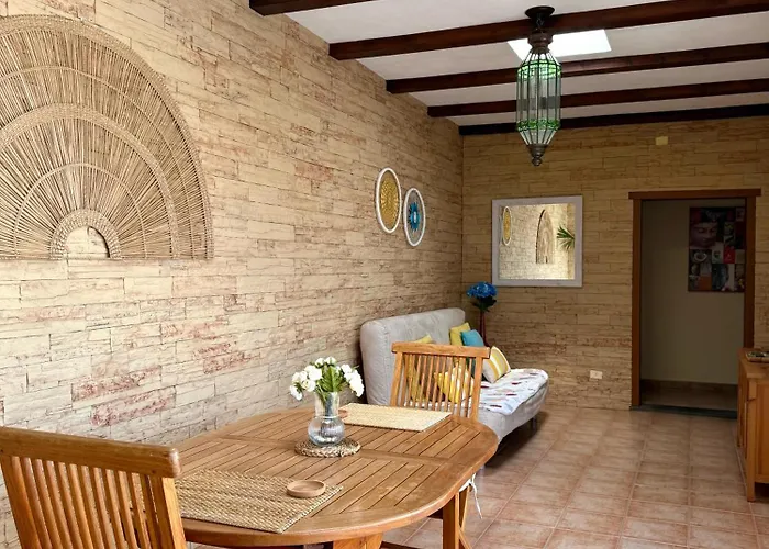 Casa Naya